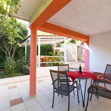 Seaside House Vinisce, Trogir - 20520 Vinišće